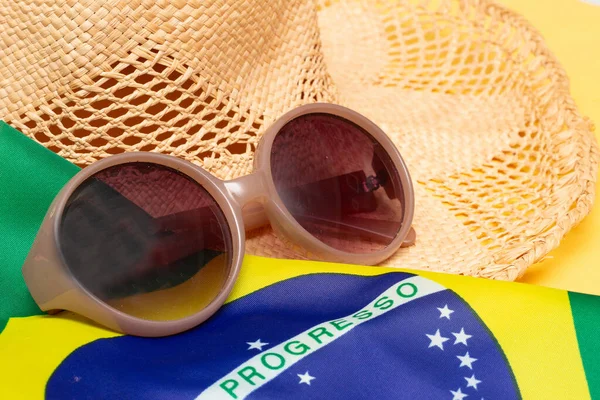 Gafas Sol Sombrero Bandera Brasileña —  Fotos de Stock