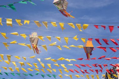 Brezilya Haziran Festivali için renkli dekorasyonlar