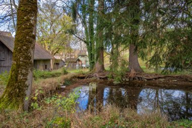 Güney Almanya 'daki eski çiftçi köyünü ziyaret ediyor.