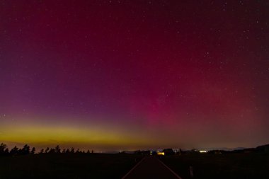 Avusturya ve Constance Gölü üzerinde fantastik Kuzey Işıkları
