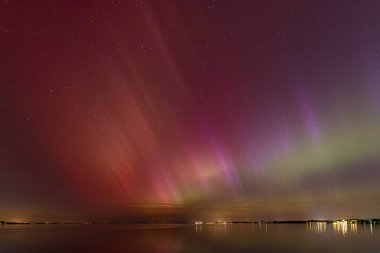 Avusturya ve Constance Gölü üzerinde fantastik Kuzey Işıkları