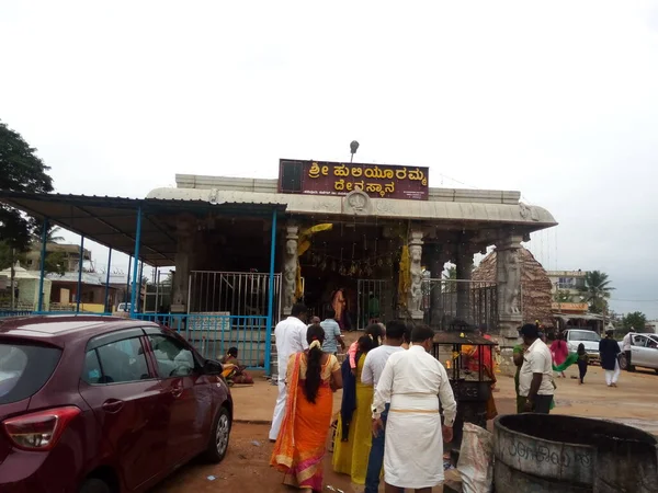 2019年8月18日インド カルナータカ州トゥムクル ユリユア ドゥルガにある美しいヒンドゥ教寺院の閉鎖トゥムクルはトップクラスの寺院の1つです — ストック写真