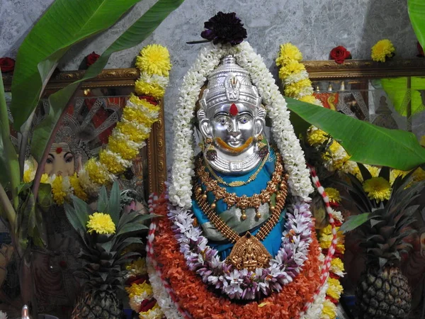 Bangalore Karnataka India Aug 2022 Closeup Beautiful Goddess Vara Mahalakshmi — 스톡 사진