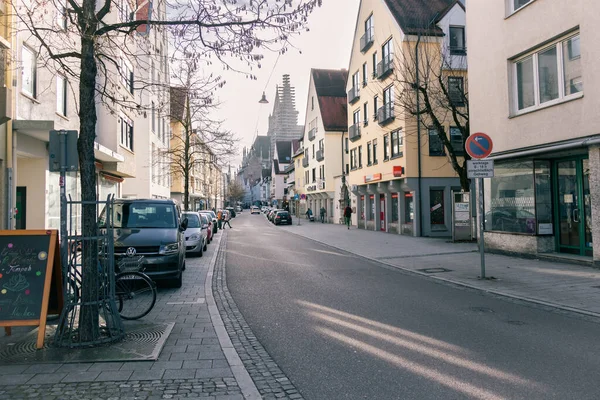 Озил Германия 2023 Год Пустые Улицы Озила Городской Ландшафт Деревьями — стоковое фото