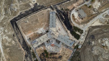 Sednaya hapishanesinde binlerce Suriyeli işkence altında öldürüldü. Hapishanelerde işkence. Suriye 12 Aralık 2024