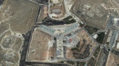 Sednaya hapishanesinde binlerce Suriyeli işkence altında öldürüldü. Hapishanelerde işkence. Suriye 12 Aralık 2024