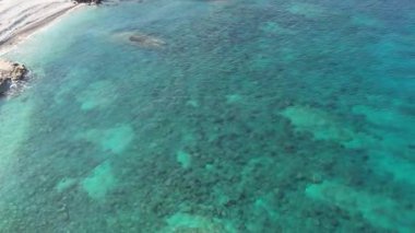 Suriye 'den insansız hava aracı atışı, Esad' ın düşüşünden sonra Suriye 'de yaşam. Latakia, 15 Ocak 2025