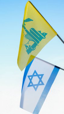 Lübnan bayrağında Orta Doğu ihtilafı, İsrail ve Hizbullah.