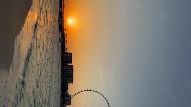 View Marina Dubai Sunset Time Ferris Wheel Modern Buildings Vertical — Stock videók