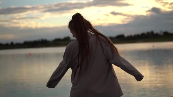 Brunette Girl Female Spinning Platform Lake Sunset Time High Quality — Video