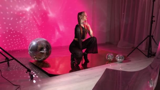 Beautiful Girl Model Photographed Studio Neon Light High Quality Fullhd — Video Stock