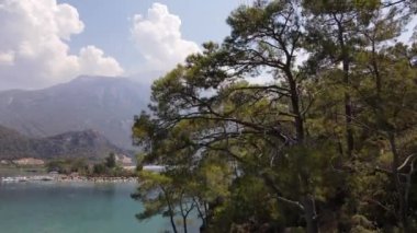 Oludeniz, Fethiey 'deki Mavi Göl' ün havadan görüntüsü. Yüksek kalite 4k görüntü