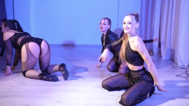 Young Sexy Girls Black Clothes Dancing High Heels Neon Blue — Vídeo de Stock