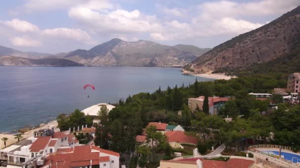 Landing Paraglider Hotel Oludeniz Red Parachute Aerial Shoot High Quality — Video
