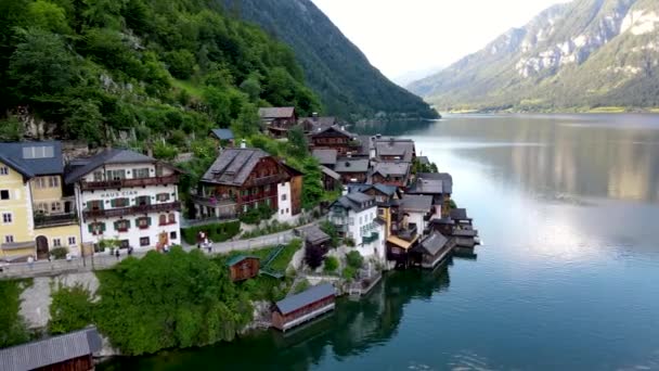 Panoramiczny Widok Wieś Hallstatt Tło Gór Austrii Zdjęcie Wideo Drona — Wideo stockowe