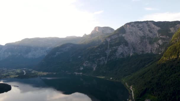Vista Superior Hallstattersee Lago Montanha Pôr Sol Estoque Vídeo Natureza — Vídeo de Stock