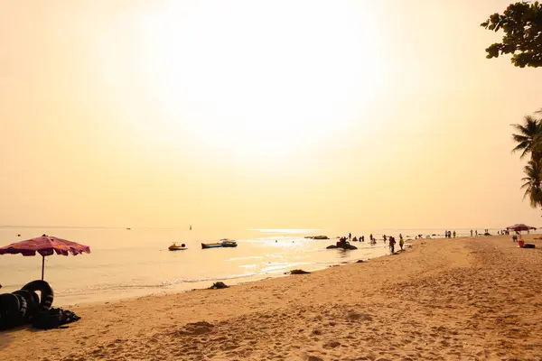 Vacker Våg Stranden Klart Vatten Vit Sand Din Semester Andaman — Stockfoto