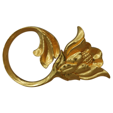 Şeffaf arkaplanda izole edilmiş 3D altın süs