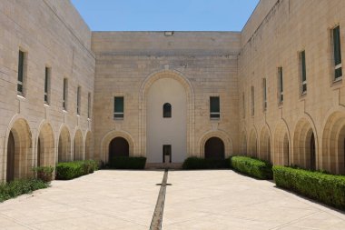 İsrail, Kudüs 'teki Yüksek Adalet Divanı bünyesindeki iç mekanlar.