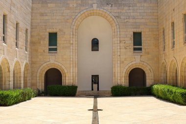 İsrail, Kudüs 'teki Yüksek Adalet Divanı bünyesindeki iç mekanlar.