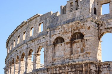 Pula, Hırvatistan 'ın Pula kentinde bulunan Roma amfitiyatrosu Pula Arena