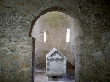 Meryem 'in Varsayımı Katedrali, Hırvatistan' ın İstriya kenti Porec 'te yer alan bir Roma Katolik bazilikası.