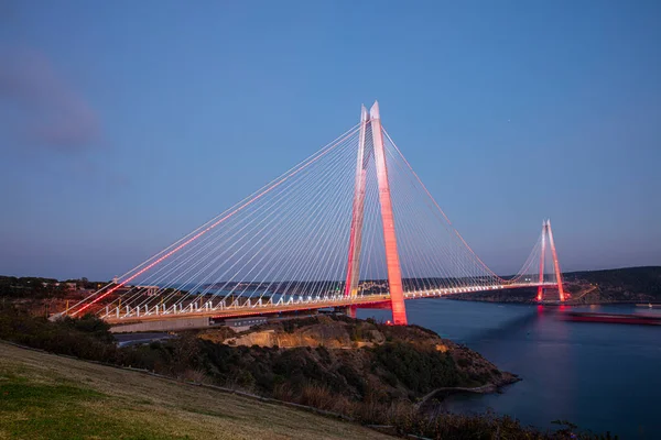 Yavuz Sultan Selim Bridge Exposição Noturna Istambul Turquia Ponte Yavuz — Fotografia de Stock