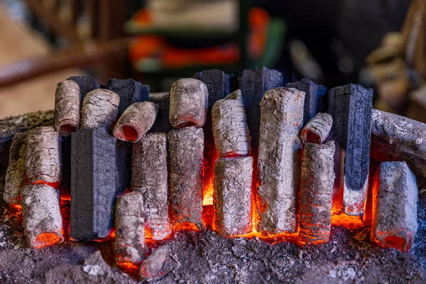 Горящие Угли Горящий Красный Уголь Приготовления Турецкого Кофе Углях — стоковое фото