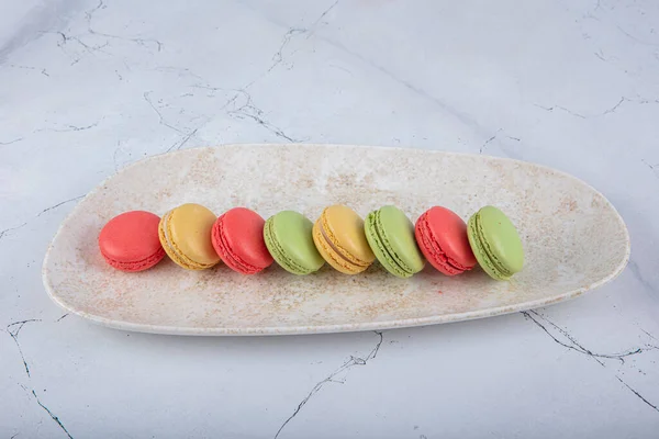 Colorful Macarons Dessert Vintage Pastel Tones Colorful French Macarons Background — Stock Photo, Image