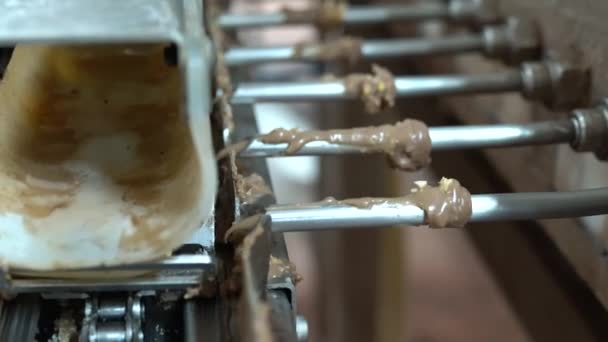 Cuisson Nombreuses Meringues Sucrées Sur Chaîne Production Concept Nourriture Sucrée — Video