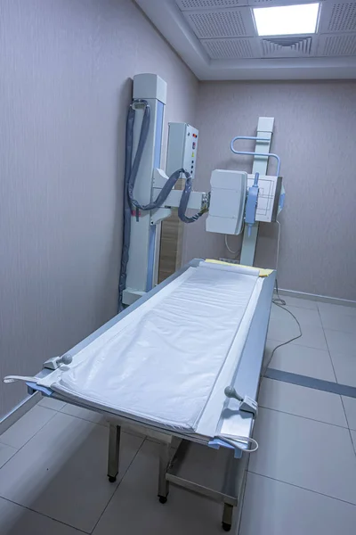 Radiology Device Ray Machine Hospital Irradiated Radiation Emitting Device Patient — Stock Photo, Image