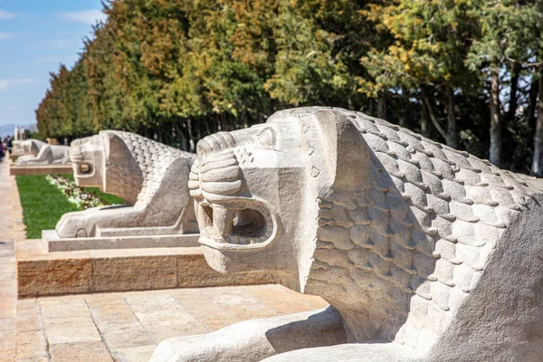 stock image Ankara Turkey 14.April.2022 ; Anitkabir lion road. Anitkabir Statue of Turkish Men located at the entrance of the Lion Road in Ankara, Turkey. Antkabir is Atatrk mausoleum.