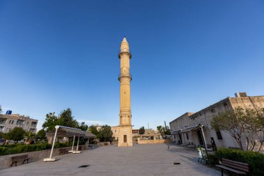 Mardin, Nusaybin, Türkiye 17 Nisan 2023: Mardin 'in Nusaybin ilçesindeki Zeynel Abidin camisi.