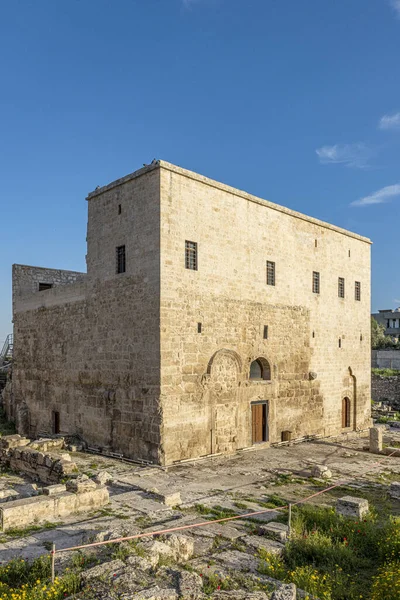 stock image Mardin, Nusaybin, Turkey April 17, 2023 : Mor Yakup Church (Monastery) in Nusaybin of Mardin. The historical and cultural richness of the Mor Yakup Church.