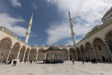 İstanbul, Türkiye 21 Nisan 2023; İstanbul Camlika Camii; Camlica Tepesi Camii 'nin inşaatı altındaki büyük camiler.