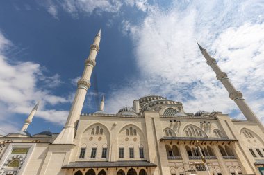 İstanbul, Türkiye 21 Nisan 2023; İstanbul Camlika Camii; Camlica Tepesi Camii 'nin inşaatı altındaki büyük camiler.