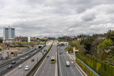 İstanbul, Türkiye 23 Nisan 2023; Avrasya Tüneli (Avrasya Tuneli) veya İstanbul Boğazı Otoyolu Geçiş Projesi. Asya ve Avrupa 'yı birbirine bağlayan bir tünel. Tünel 20 Aralık 2016 'da açıldı.