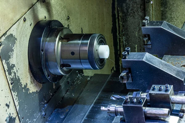 Fresagem Processo Metalurgia Metalurgia Cnc Industrial Com Moinho Vertical Indústria — Fotografia de Stock