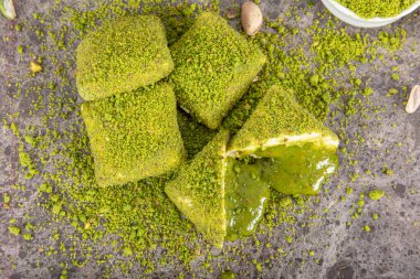 Fıstık, Çikolata, Hindistancevizi Lezzetli Türk Lokum ve Şekeri ile Türk Lokumu.