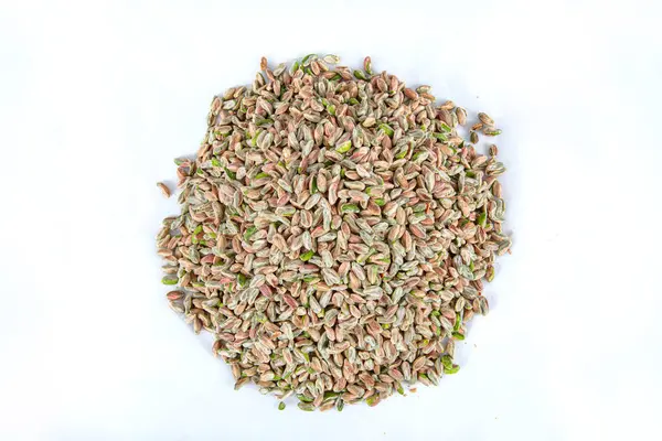 Şam fıstığı doğranmış fındık konsepti. Toprak, Değirmen, Ezilmiş veya Granulated Pistachio Tozu.