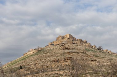 Nusaybin 'in Kalecik köyü, Mardin. Roma mimarisi bir kale, Mardin 'in Nusaybin ilçesinde bir köy..