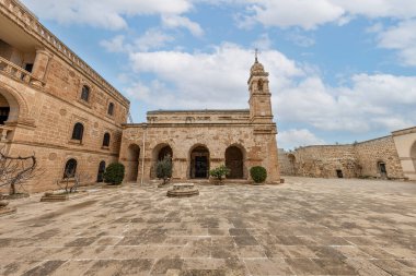 Midyat 'taki Asur kilisesi. Mor Yakup Manastırı, Kilise Salhe Baristepe Midyat Mardin.