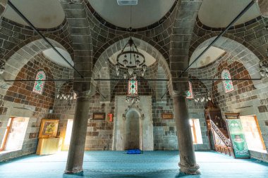 Bitlis Adilcevaz Turkey 9 Kasım 2023; Türkiye 'nin Adilcevaz şehrinde yer alan Tugrul Bey Camii 16. yüzyılda inşa edildi. Tugrul Bey Camii, Bitlis 'in Zal Paşa Camii olarak da bilinir..