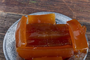 Geleneksel Türk Balkabağı Tatlısı (kabak tatlisi). Hatay 'dan Türk Çıtır Kabak Tatlısı, Ceviz Tozu ile Kirecte Kabak Tatlisi.