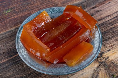 Geleneksel Türk Balkabağı Tatlısı (kabak tatlisi). Hatay 'dan Türk Çıtır Kabak Tatlısı, Ceviz Tozu ile Kirecte Kabak Tatlisi.