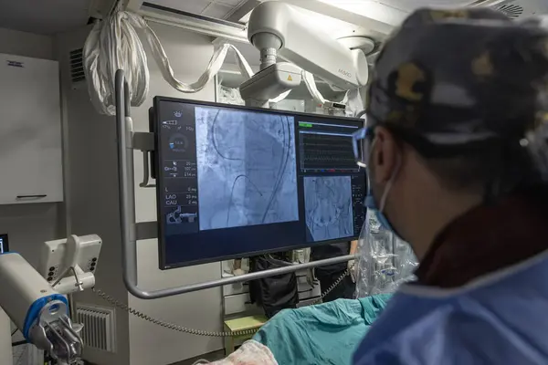 stock image Denizli Turkey-28 February 2024; Doctors conduct a diagnostic operation.Coronarography.Percutaneous coronary intervention-recanalization, balloon angioplasty and stenting of the left coronary artery.