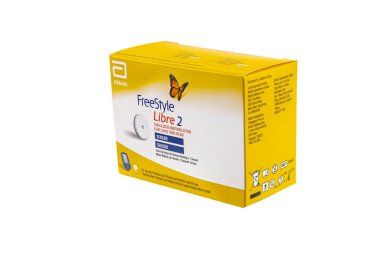 İstanbul, Türkiye, 27 Ağustos 2024; FreeStyle Libre 2 sensör paketi sürekli kan şekeri ölçüm cihazı. Başrahip Libre 'nin glikoz izleme sensörü.