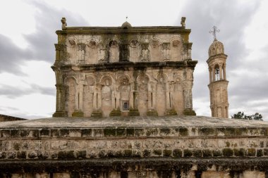 Türkiye 'nin Hah, Mardin ilçesi olarak da bilinen Anitli köyündeki Kutsal Meryem' e adanmış Suriye Ortodoks Kilisesi. Tarihi Mardin Midyat Meryem Kilisesi.