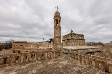 Türkiye 'nin Hah, Mardin ilçesi olarak da bilinen Anitli köyündeki Kutsal Meryem' e adanmış Suriye Ortodoks Kilisesi. Tarihi Mardin Midyat Meryem Kilisesi.