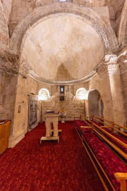 Mardin, Türkiye, 10 Ocak 2024; Hah, Mardin olarak da bilinen Anitli köyündeki Suriye Ortodoks Kilisesi. Tarihsel Mardin bakir Meryem Kilisesi.